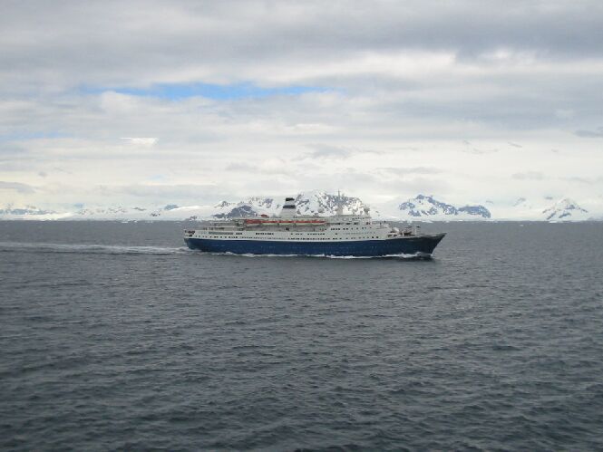 Amazing what you bump into in the middle of Antarctica , Thats the Marco Polo Cruise Liner